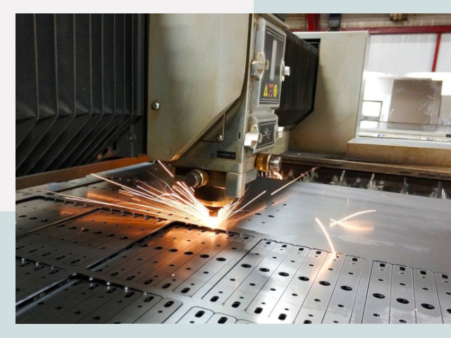 Лазерная резка металла в волжском от 608 руб.